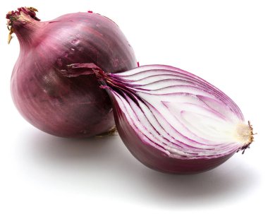 Kırmızı soğan beyaz üzerine izole