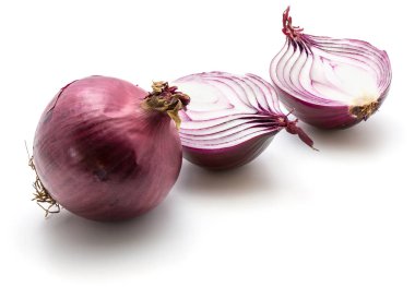 Kırmızı soğan beyaz üzerine izole