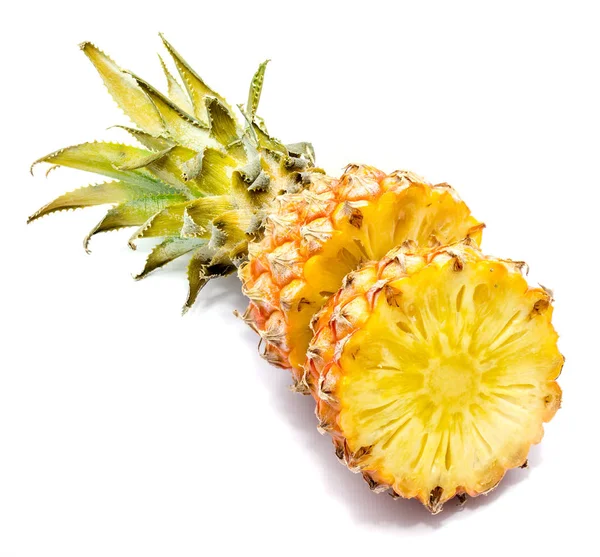 菠萝 (ananas) 分离 — 图库照片