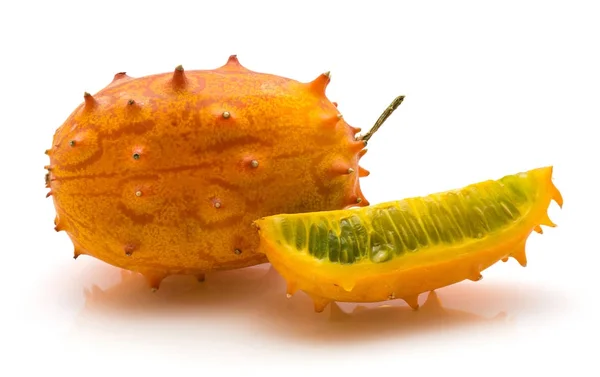 Kiwano (melano) isolato — Foto Stock