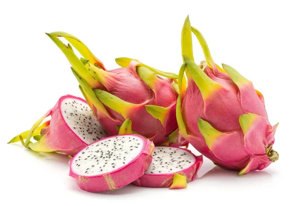 Gesneden Dragon Fruit Pitaya Pitahaya Geïsoleerd Een Witte Achtergrond Drie — Stockfoto