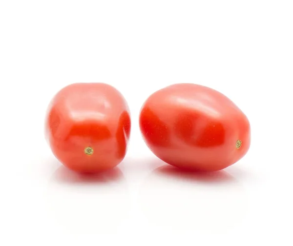 Deux Tomates Cerises Bobulienka Isolé Sur Fond Blanc — Photo