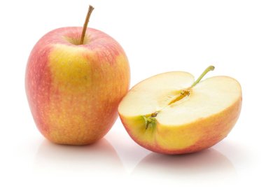 Beyaz izole Apple (Evelina çeşitli) arka plan bir bütün ve bir kesit hal