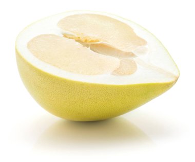 Bir pamelo yarısı beyaz adam izole dilimlenmiş