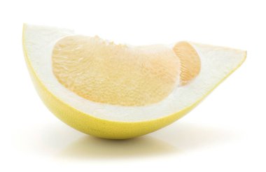 Beyaz adam izole sarı pamelo dilim