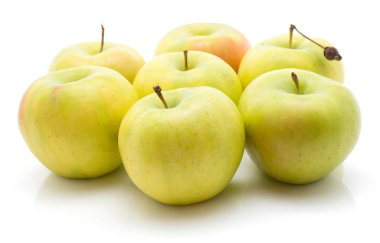 Beyaz arka plan yeşil öldürülecek izole elma (Smeralda çeşitli) kümesi