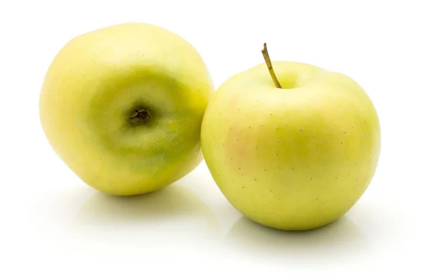 Deux Pommes Variété Smeralda Isolées Sur Fond Blanc — Photo