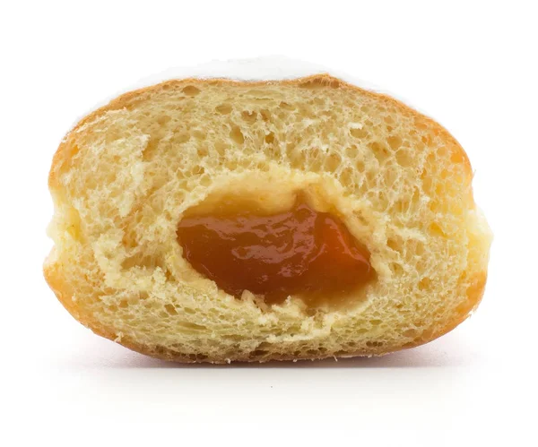 Een Donut Sufganiyah Cross Sectie Helft Met Abrikozenjam Geïsoleerd Een — Stockfoto