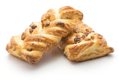 İki büküm ekmek üzerinde beyaz izole pekan somun ile arka plan ve insid jam