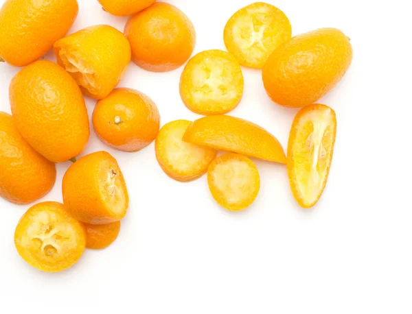 Frischer Kumquat Hintergrund Isoliert Pfingsten — Stockfoto