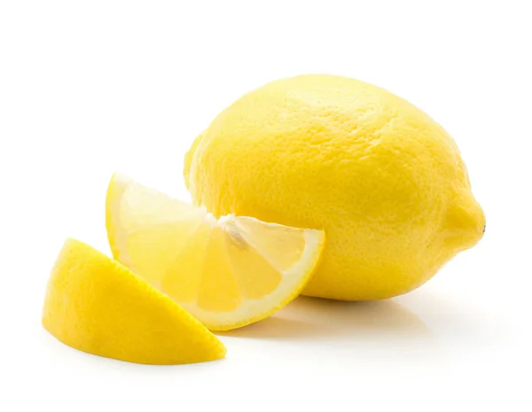 Jedna Žlutá Citron Dva Plátky Izolovaných Bílém Poza — Stock fotografie