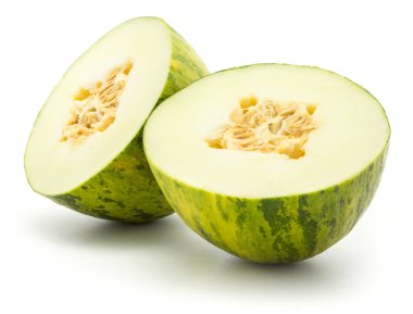 Kavun Piels de Sapo dilimlenmiş iki yarısı (Noel Baba Noel çeşitli) beyaz zemin üzerine yeşil izole dış rin çizgili