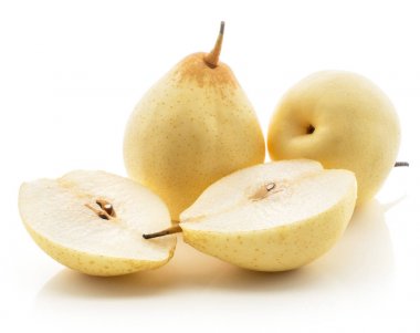 İki Nash'e armut ve beyaz arka plan öldürülecek izole iki yarıyı da (sade armut)