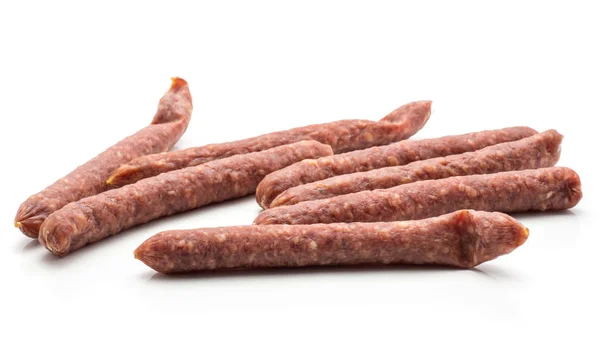 匈牙利干香肠意大利香肠在天然套管混合猪肉蜂熏的白色背景组上分离 — 图库照片