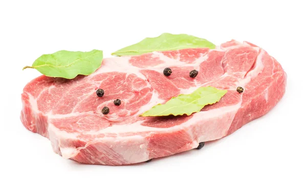 Carne Crua Pescoço Porco Cortada Com Pimenta Preta Três Folhas — Fotografia de Stock