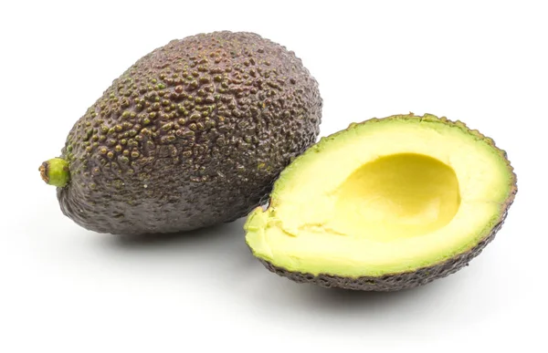 Avocado Anderhalf Zonder Zaad Geïsoleerd Een Witte Achtergrond Rijp Groen — Stockfoto