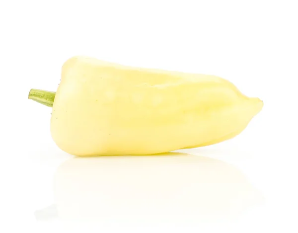 Bílé Papriky Maďarské Papriky Izolované Bílém Pozadí Jeden Mírné Smoot — Stock fotografie