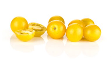 Beyaz adam izole sarı üzüm domates seti