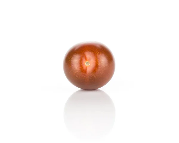 Une Tomate Cerise Raisin Rouge Noir Isolé Sur Fond Blanc — Photo