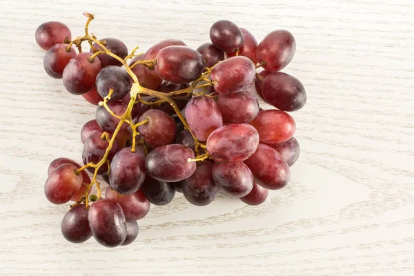 Red Globe Grape Rich Cluster Table Top Isolated Grey Wood — Stock Photo, Image