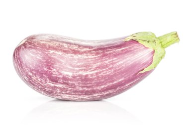 Beyaz adam izole bir çizgili mor patlıcan