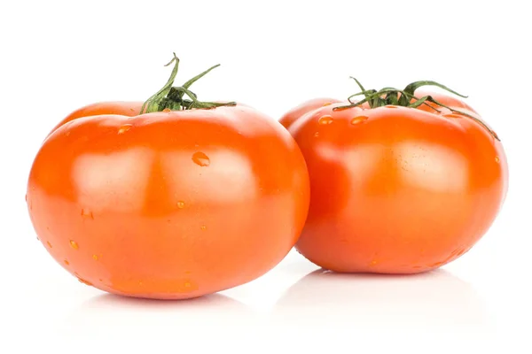 Zwei Rote Tomaten Mit Weinenden Isoliert Auf Weißem Hintergrund — Stockfoto