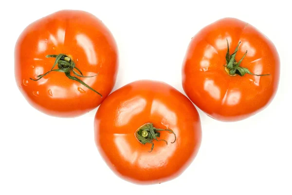 Drie Rode Tomaat Met Wijnstokken Eindigt Bovenaanzicht Geïsoleerd Een Witte — Stockfoto
