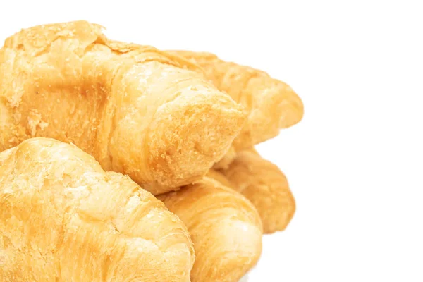 Čerstvý mini croissant izolovaný na bílém — Stock fotografie