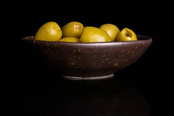 Frutas verdes sem caroço isoladas em vidro preto — Fotografia de Stock