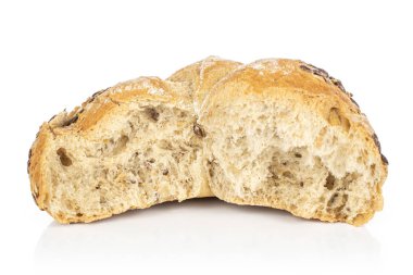 Susam Kaynağı rulosu beyazda izole