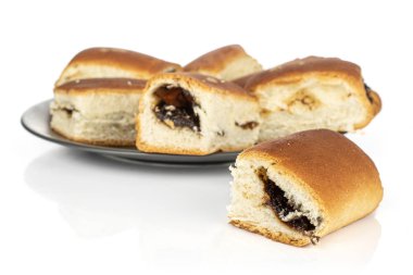 Çek tatlı çöreği beyazda izole edilmiş