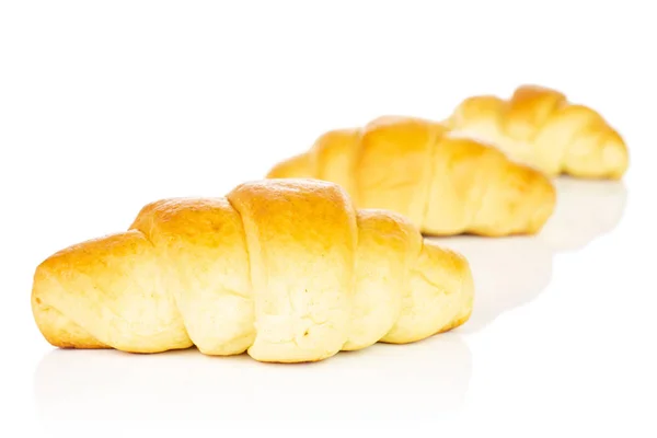 Sladký mini croissant izolovaný na bílém — Stock fotografie