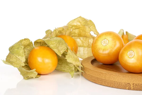 Physalis orange frais isolé sur blanc — Photo