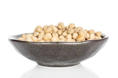 Taze nohut beyazı izole edilmiş.