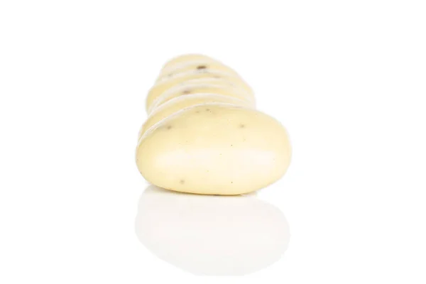 Kacang almond Stracciatella diisolasi pada putih — Stok Foto