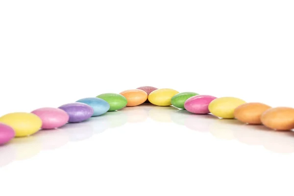 흰색으로 분리 된 달콤 한 맛있는 사탕 — 스톡 사진