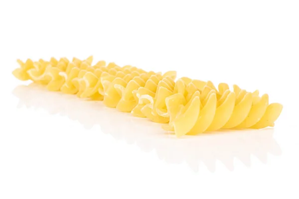 Sacco Fusilli Pasta Gialla Intera Isolati Fondo Bianco — Foto Stock