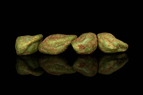 Group Four Whole Wasabi Green Peanut Isolated Black Glass — Stock Photo, Image