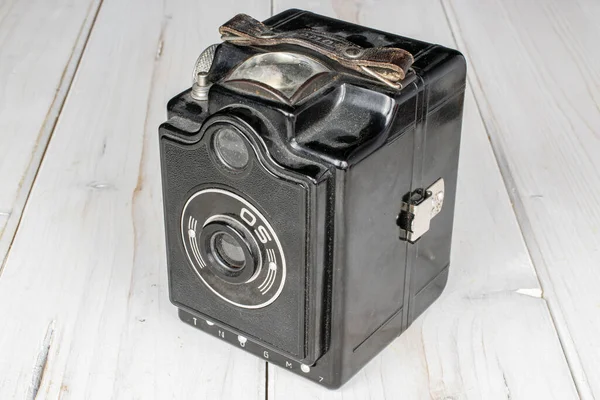 One Whole Vintage Camera White Wood — Stock Photo, Image