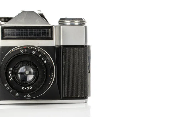 Toute Une Caméra Vintage Disposée Isolée Sur Fond Blanc — Photo