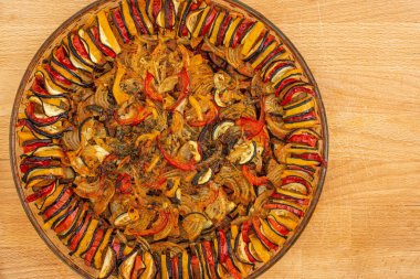 Fransız mutfağı ratatouille sebze ezmesi.