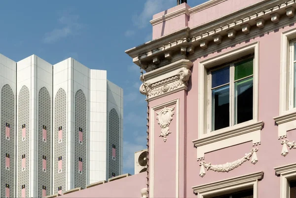 Kuala Lumpur, eski sömürge Binası / neoklasik Binası, ayrıca Dayabumi karmaşık Kuala Lumpur Malezya arka planda ile Annexe merkezi pazar olarak