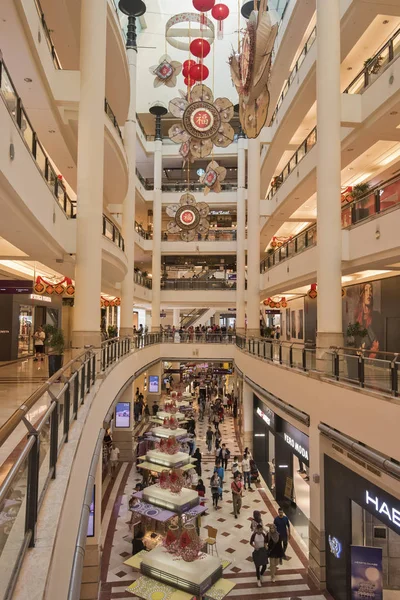 Kuala Lumpur, Malezya, alışveriş merkezi içinde / interioe Suria Klcc Mall