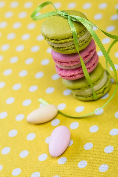 Süßigkeiten auf dem Tisch — Stockfoto