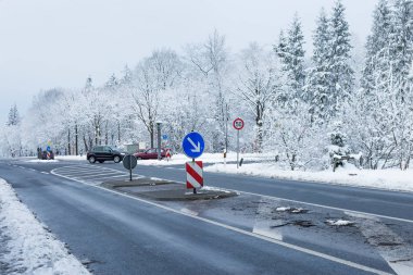 karla kaplı kavşak