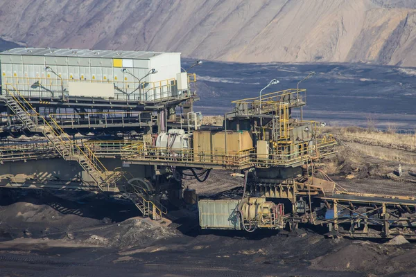 Mineração aberta de carvão pelo método aberto — Fotografia de Stock