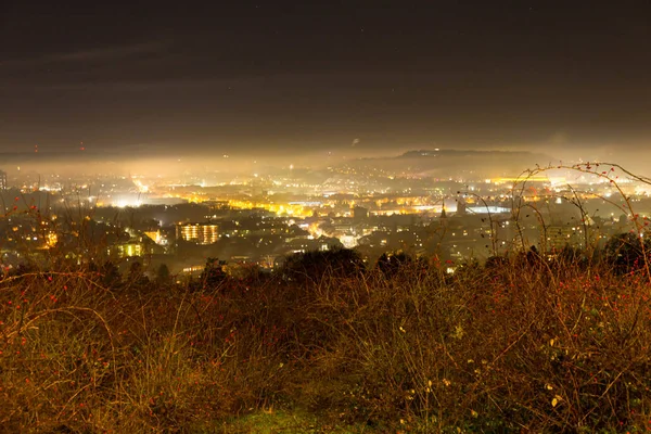アーヘンの夜景は2020年大晦日のハーバーグ — ストック写真