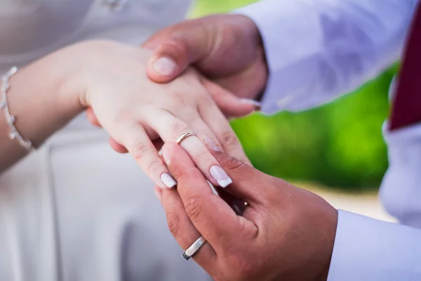 Wedding Hands Rings Flowers Bouquet Wife Watch Hands — Stock Photo, Image