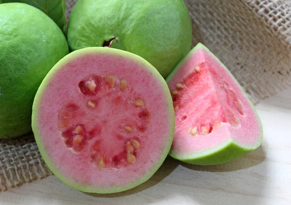 Deliziosi Frutti Guava Dell America Tropicale — Foto Stock