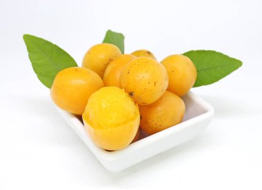 Caja meyvesi. Geleneksel tropik meyve.